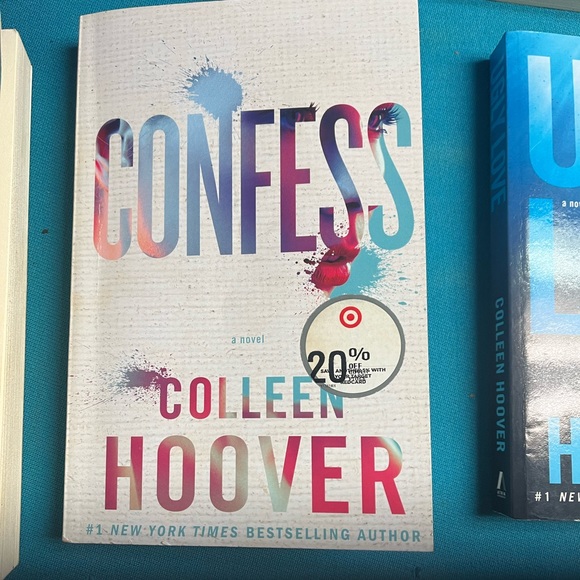 Colleen Hoover 9 Book Bundle - Picture 10 of 10